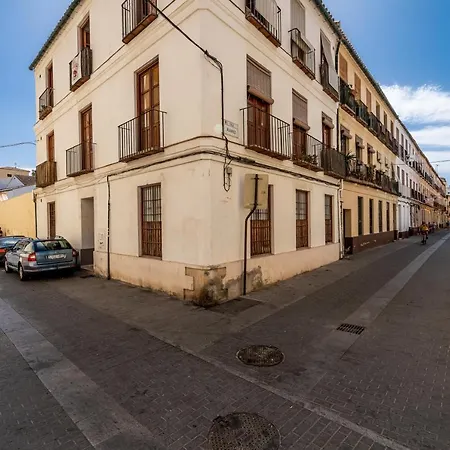 Apartment Center